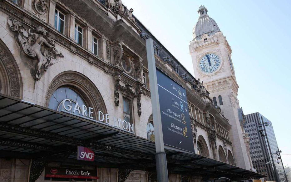 Paris Gare de Lyon.